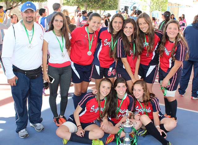 都表现得丝 都表现得丝